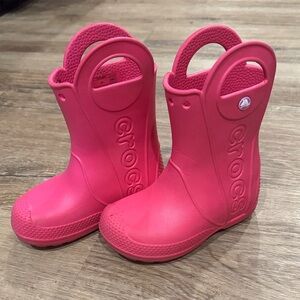 CROCS Kids Vibrant Pink Rain Boots Size 9 Toddler